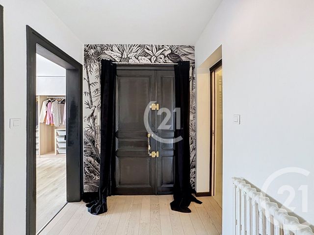 Appartement T3 à vendre - 4 pièces - 92.16 m2 - BELFORT - 90 - FRANCHE-COMTE - Century 21 Agence Du Théâtre