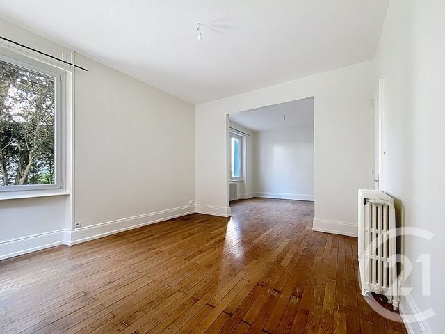 Appartement F4 à louer - 4 pièces - 106.0 m2 - BELFORT - 90 - FRANCHE-COMTE - Century 21 Agence Du Théâtre