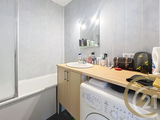 Appartement F2 à vendre - 2 pièces - 50.75 m2 - BELFORT - 90 - FRANCHE-COMTE - Century 21 Agence Du Théâtre