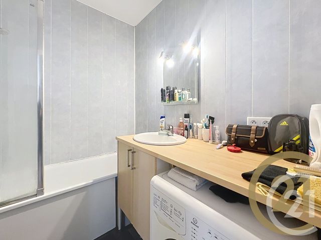 Appartement F2 à vendre - 2 pièces - 50.75 m2 - BELFORT - 90 - FRANCHE-COMTE - Century 21 Agence Du Théâtre