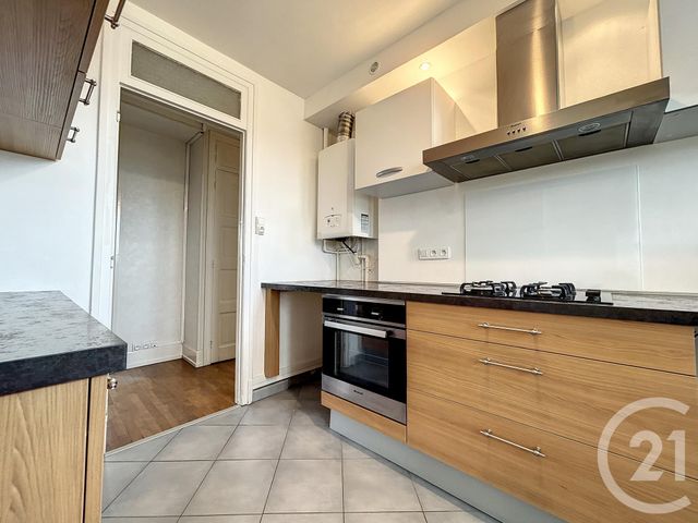 Appartement F3 à louer - 3 pièces - 67.19 m2 - BELFORT - 90 - FRANCHE-COMTE - Century 21 Agence Du Théâtre