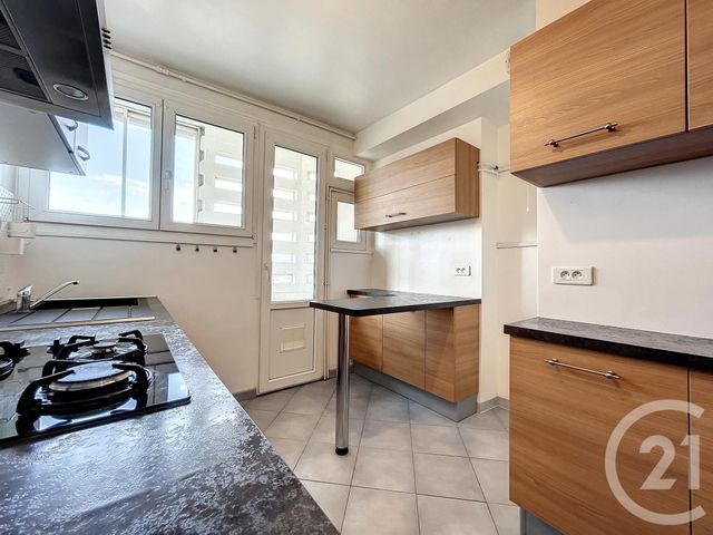 Appartement F3 à louer - 3 pièces - 67.19 m2 - BELFORT - 90 - FRANCHE-COMTE - Century 21 Agence Du Théâtre