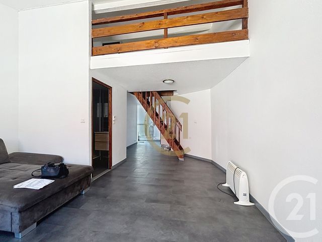 Appartement F2 à louer - 2 pièces - 48.0 m2 - HERICOURT - 70 - FRANCHE-COMTE - Century 21 Agence Du Théâtre