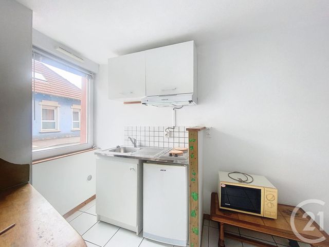 Appartement F1 à louer - 1 pièce - 30.32 m2 - BELFORT - 90 - FRANCHE-COMTE - Century 21 Agence Du Théâtre