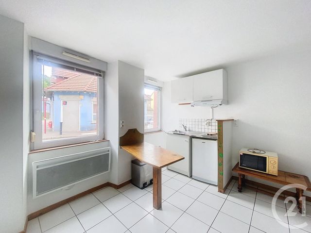 Appartement F1 à louer - 1 pièce - 30.32 m2 - BELFORT - 90 - FRANCHE-COMTE - Century 21 Agence Du Théâtre