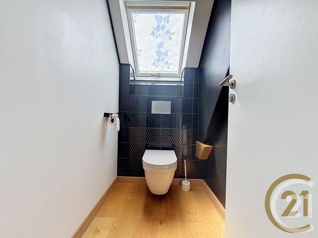 Appartement F6 à louer - 6 pièces - 137.77 m2 - BELFORT - 90 - FRANCHE-COMTE - Century 21 Agence Du Théâtre
