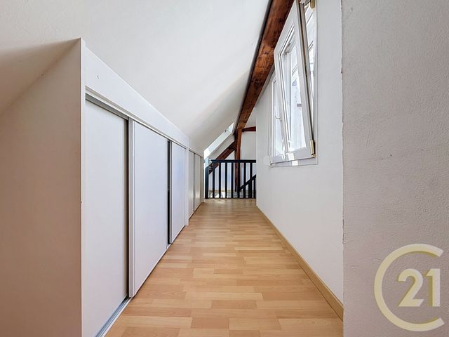 Appartement F6 à louer - 6 pièces - 137.77 m2 - BELFORT - 90 - FRANCHE-COMTE - Century 21 Agence Du Théâtre