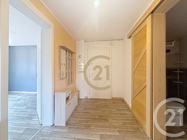 Appartement F4 à louer - 4 pièces - 75.0 m2 - ANDELNANS - 90 - FRANCHE-COMTE - Century 21 Agence Du Théâtre