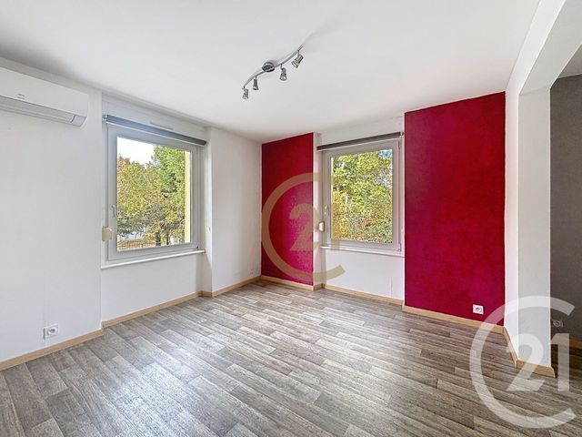 Appartement F4 à louer - 4 pièces - 75.0 m2 - ANDELNANS - 90 - FRANCHE-COMTE - Century 21 Agence Du Théâtre