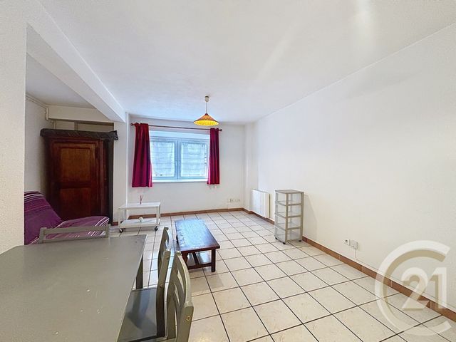 Appartement F1 à louer - 1 pièce - 39.0 m2 - BELFORT - 90 - FRANCHE-COMTE - Century 21 Agence Du Théâtre