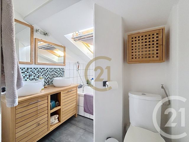 Appartement F3 à louer - 3 pièces - 50.86 m2 - BELFORT - 90 - FRANCHE-COMTE - Century 21 Agence Du Théâtre