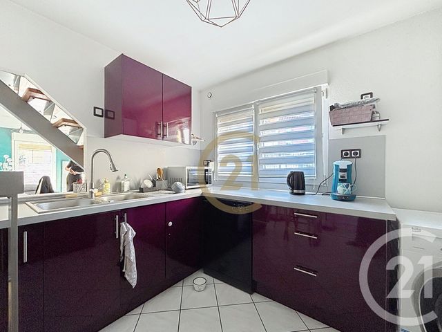 Appartement F3 à louer - 3 pièces - 50.86 m2 - BELFORT - 90 - FRANCHE-COMTE - Century 21 Agence Du Théâtre