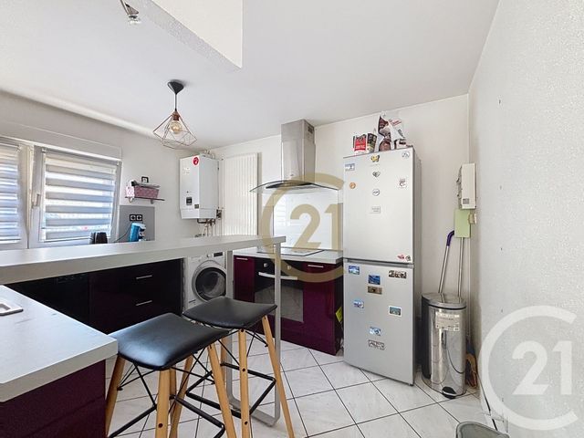 Appartement F3 à louer - 3 pièces - 50.86 m2 - BELFORT - 90 - FRANCHE-COMTE - Century 21 Agence Du Théâtre