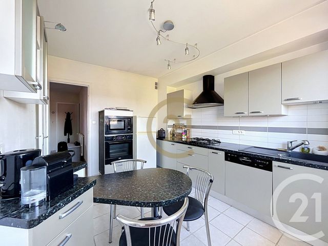 Appartement F4 à vendre - 4 pièces - 90.86 m2 - BELFORT - 90 - FRANCHE-COMTE - Century 21 Agence Du Théâtre
