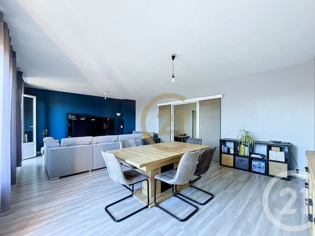 Appartement F4 à vendre - 4 pièces - 90.86 m2 - BELFORT - 90 - FRANCHE-COMTE - Century 21 Agence Du Théâtre