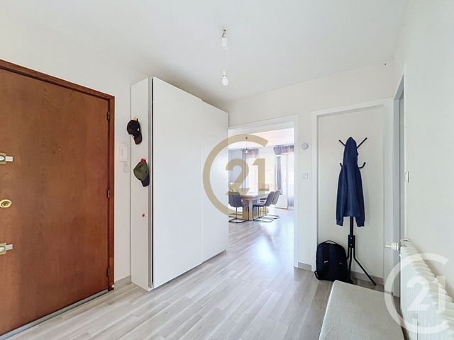 Appartement F4 à vendre - 4 pièces - 90.86 m2 - BELFORT - 90 - FRANCHE-COMTE - Century 21 Agence Du Théâtre