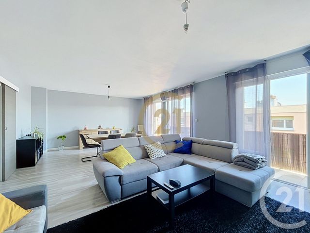 Appartement F4 à vendre - 4 pièces - 90.86 m2 - BELFORT - 90 - FRANCHE-COMTE - Century 21 Agence Du Théâtre