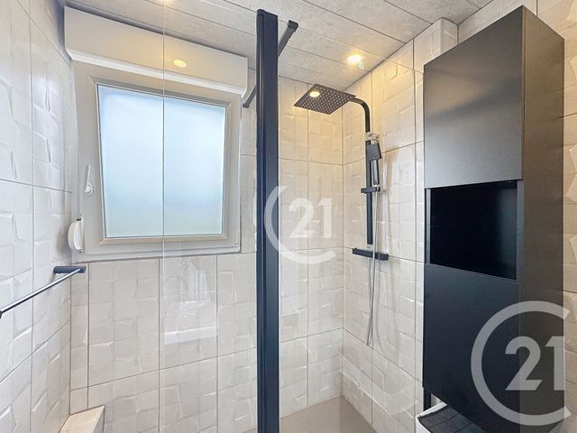 Appartement T3 à vendre - 3 pièces - 56.34 m2 - BETHONCOURT - 25 - FRANCHE-COMTE - Century 21 Agence Du Théâtre