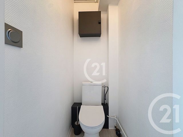 Appartement T3 à vendre - 3 pièces - 56.34 m2 - BETHONCOURT - 25 - FRANCHE-COMTE - Century 21 Agence Du Théâtre
