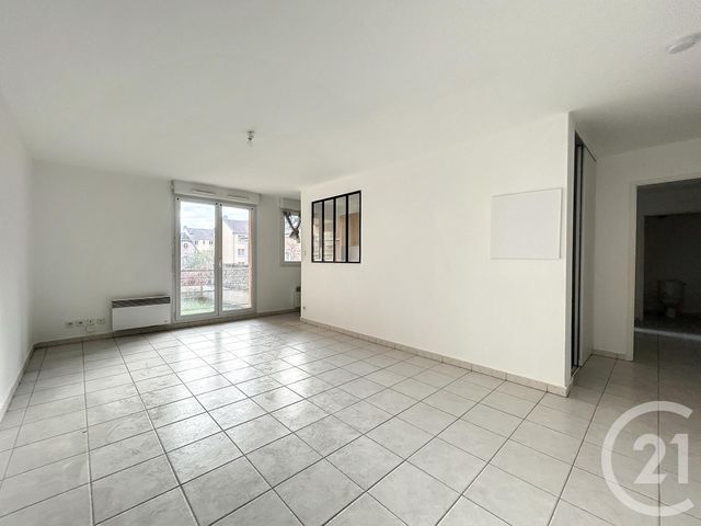 Appartement F3 à louer - 3 pièces - 58.58 m2 - BELFORT - 90 - FRANCHE-COMTE - Century 21 Agence Du Théâtre