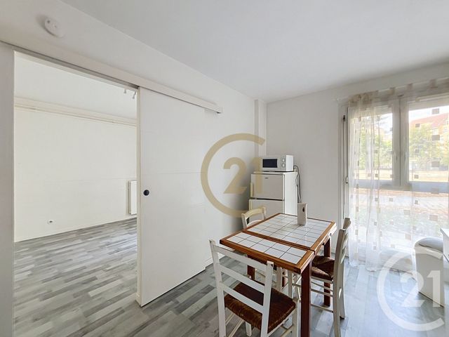 Appartement F2 à vendre - 2 pièces - 35.33 m2 - BELFORT - 90 - FRANCHE-COMTE - Century 21 Agence Du Théâtre