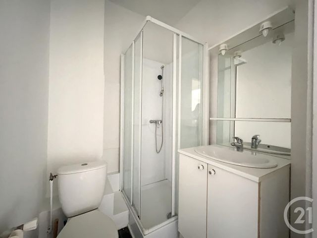 Appartement F1 à louer - 1 pièce - 25.0 m2 - BELFORT - 90 - FRANCHE-COMTE - Century 21 Agence Du Théâtre