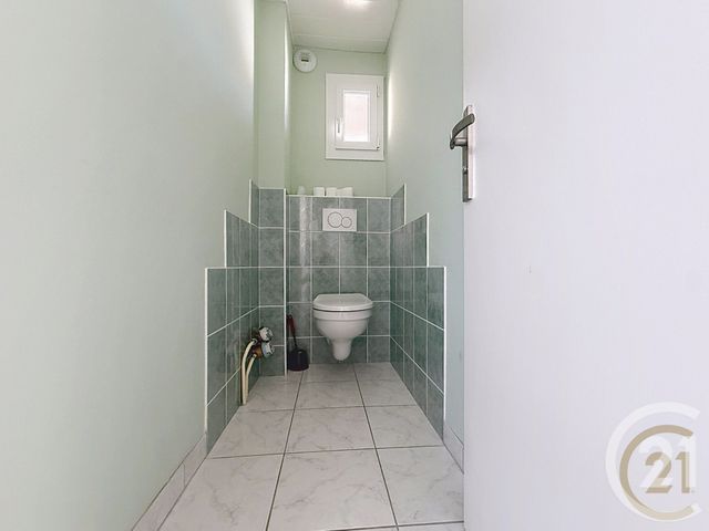 Appartement F3 à louer - 3 pièces - 71.07 m2 - BELFORT - 90 - FRANCHE-COMTE - Century 21 Agence Du Théâtre