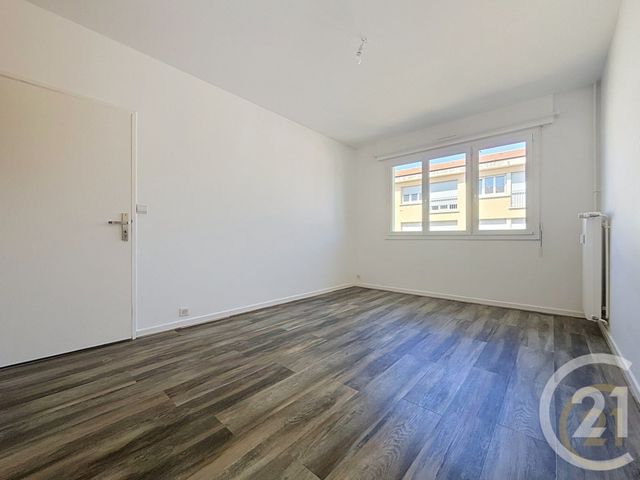Appartement F3 à louer - 3 pièces - 71.07 m2 - BELFORT - 90 - FRANCHE-COMTE - Century 21 Agence Du Théâtre