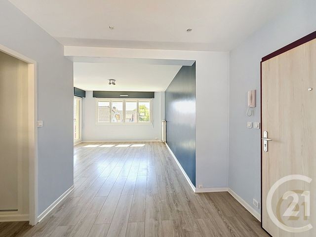 Appartement F3 à louer - 3 pièces - 71.07 m2 - BELFORT - 90 - FRANCHE-COMTE - Century 21 Agence Du Théâtre