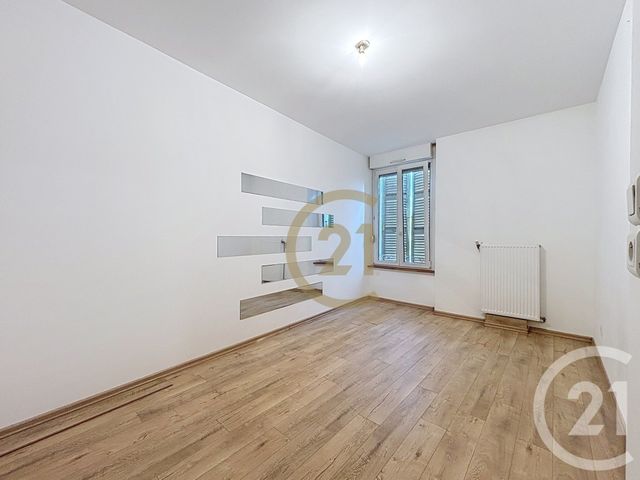 Appartement F3 à louer - 3 pièces - 75.0 m2 - BELFORT - 90 - FRANCHE-COMTE - Century 21 Agence Du Théâtre