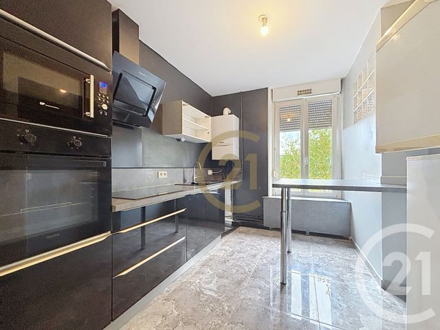 Appartement F3 à louer - 3 pièces - 75.0 m2 - BELFORT - 90 - FRANCHE-COMTE - Century 21 Agence Du Théâtre