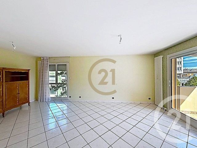 Appartement F3 bis à vendre - 4 pièces - 76.33 m2 - BELFORT - 90 - FRANCHE-COMTE - Century 21 Agence Du Théâtre