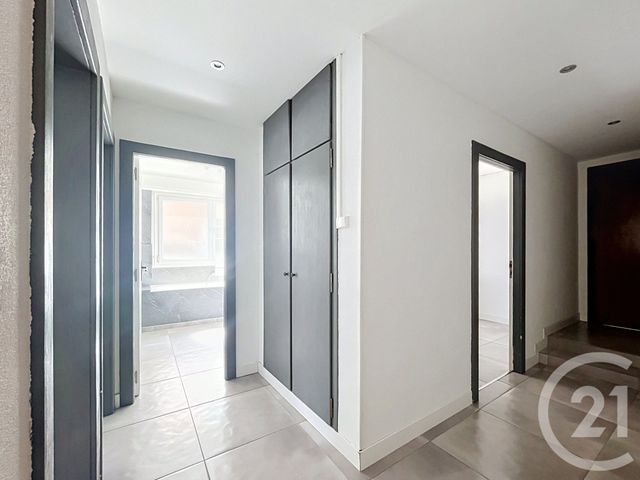 Appartement F2 à vendre - 2 pièces - 50.06 m2 - BELFORT - 90 - FRANCHE-COMTE - Century 21 Agence Du Théâtre