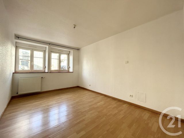 Appartement F3 à louer - 2 pièces - 50.0 m2 - BOUROGNE - 90 - FRANCHE-COMTE - Century 21 Agence Du Théâtre