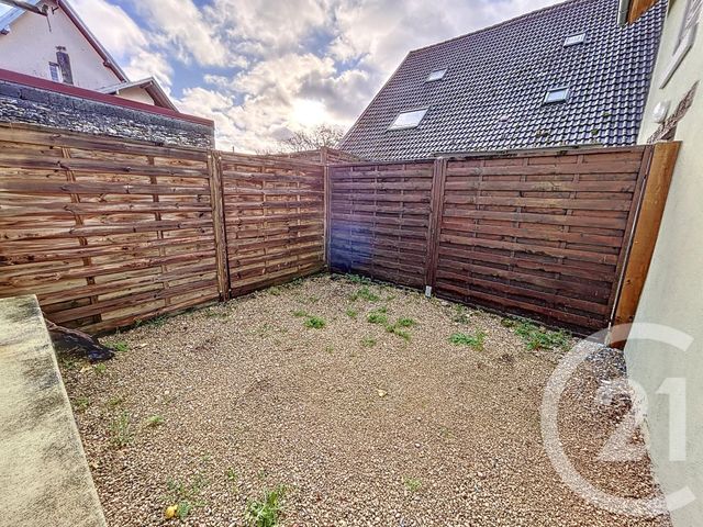 Appartement F3 à louer - 2 pièces - 50.0 m2 - BOUROGNE - 90 - FRANCHE-COMTE - Century 21 Agence Du Théâtre