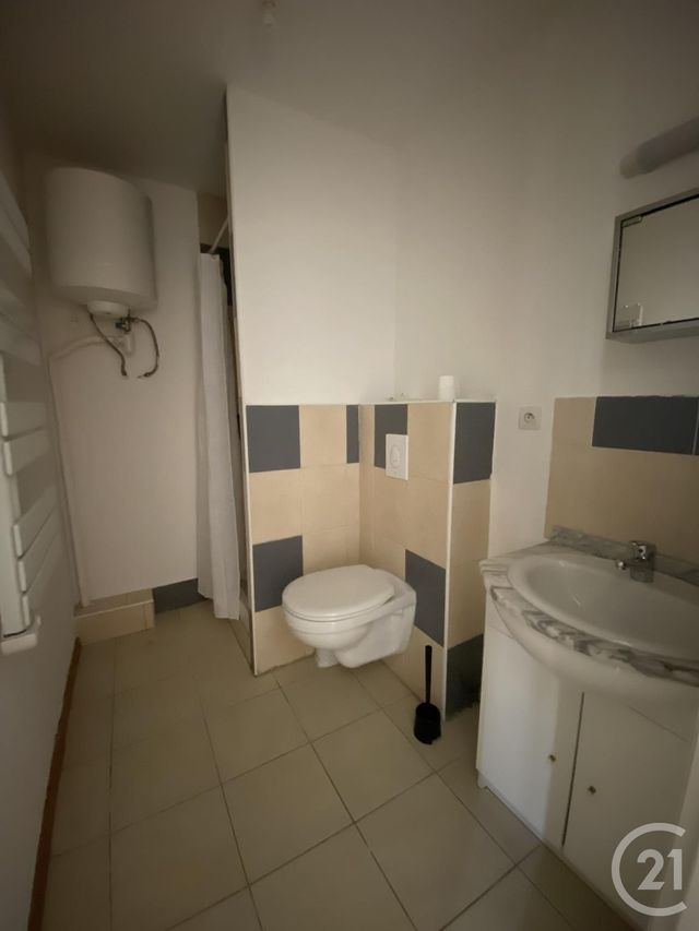 Appartement Studio à louer - 1 pièce - 19.0 m2 - BELFORT - 90 - FRANCHE-COMTE - Century 21 Agence Du Théâtre