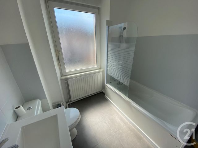 Appartement F2 à louer - 2 pièces - 30.0 m2 - BELFORT - 90 - FRANCHE-COMTE - Century 21 Agence Du Théâtre