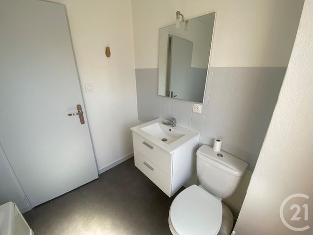 Appartement F2 à louer - 2 pièces - 30.0 m2 - BELFORT - 90 - FRANCHE-COMTE - Century 21 Agence Du Théâtre