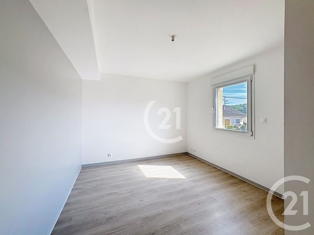 Appartement T4 à vendre - 4 pièces - 72.08 m2 - VALDOIE - 90 - FRANCHE-COMTE - Century 21 Agence Du Théâtre