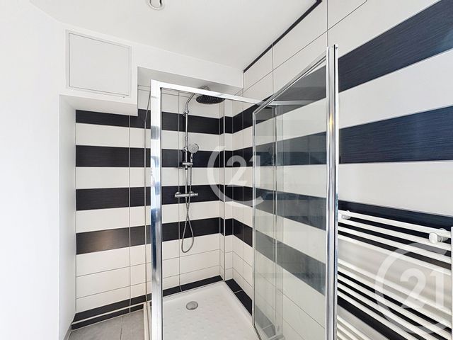 Appartement T4 à vendre - 4 pièces - 72.08 m2 - VALDOIE - 90 - FRANCHE-COMTE - Century 21 Agence Du Théâtre