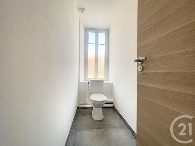 Appartement F2 à louer - 2 pièces - 53.8 m2 - BELFORT - 90 - FRANCHE-COMTE - Century 21 Agence Du Théâtre