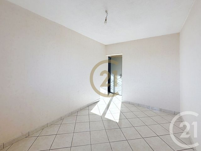 Appartement F3 à vendre - 3 pièces - 55.0 m2 - BELFORT - 90 - FRANCHE-COMTE - Century 21 Agence Du Théâtre