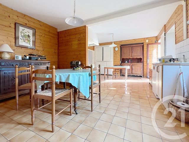 maison à vendre - 9 pièces - 215.0 m2 - LACHAPELLE SOUS CHAUX - 90 - FRANCHE-COMTE - Century 21 Agence Du Théâtre