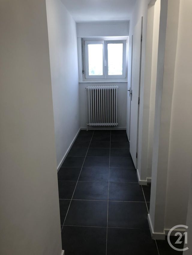 Appartement Chambre à louer - 1 pièce - 11.2 m2 - BELFORT - 90 - FRANCHE-COMTE - Century 21 Agence Du Théâtre