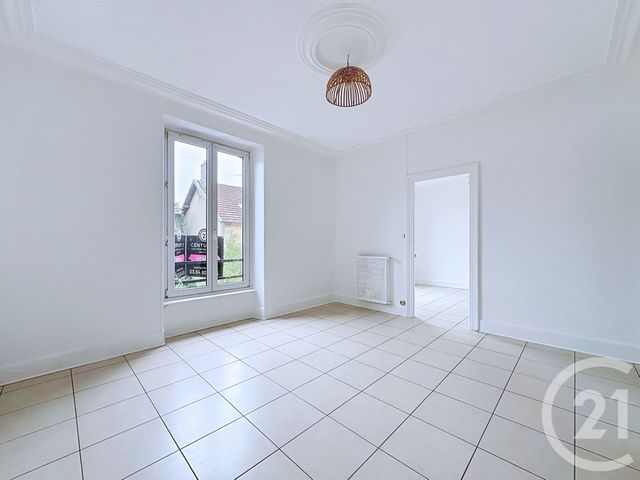 Appartement F3 à vendre - 3 pièces - 68.86 m2 - BELFORT - 90 - FRANCHE-COMTE - Century 21 Agence Du Théâtre