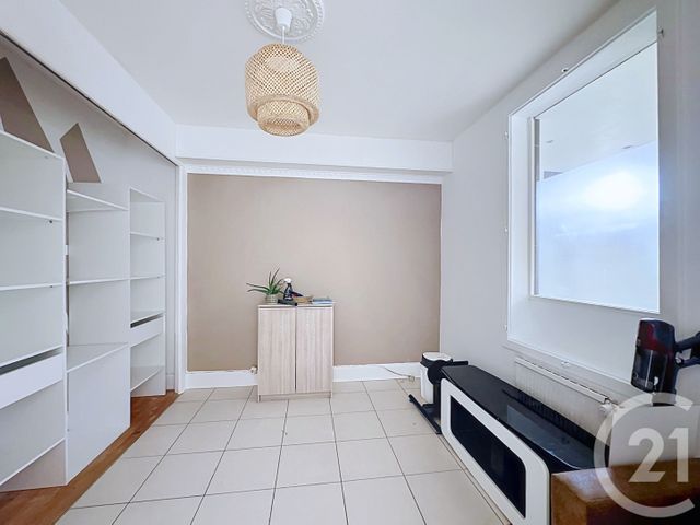 Appartement F3 à vendre - 3 pièces - 68.86 m2 - BELFORT - 90 - FRANCHE-COMTE - Century 21 Agence Du Théâtre
