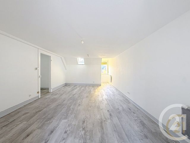 Appartement à louer - 4 pièces - 72.0 m2 - BELFORT - 90 - FRANCHE-COMTE - Century 21 Agence Du Théâtre