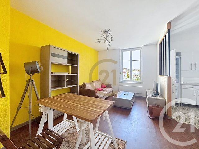 Appartement F2 à louer - 2 pièces - 54.33 m2 - BELFORT - 90 - FRANCHE-COMTE - Century 21 Agence Du Théâtre