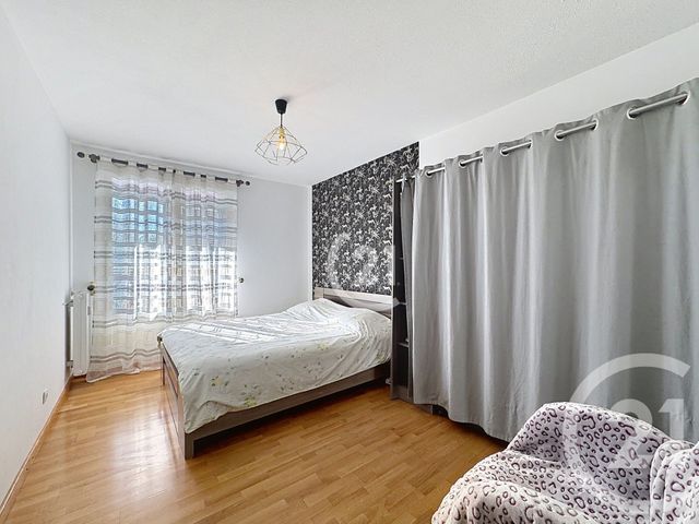 Appartement T4 à vendre - 4 pièces - 86.35 m2 - BELFORT - 90 - FRANCHE-COMTE - Century 21 Agence Du Théâtre