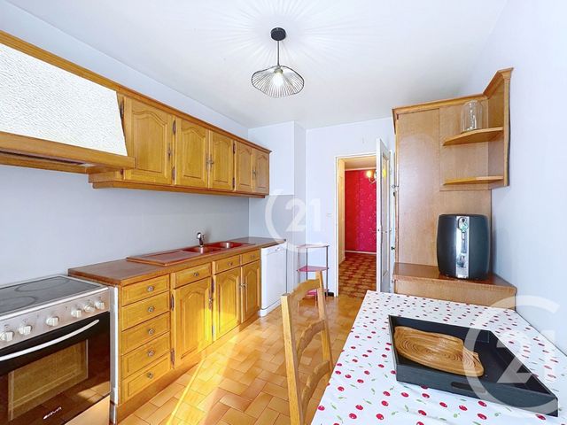 Appartement T4 à vendre - 4 pièces - 86.35 m2 - BELFORT - 90 - FRANCHE-COMTE - Century 21 Agence Du Théâtre